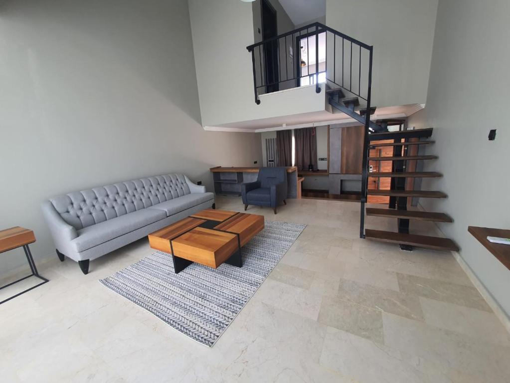 İki Odalı Suit